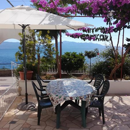 Apartments By The Sea Brist, Makarska - 505 波达卡 外观 照片