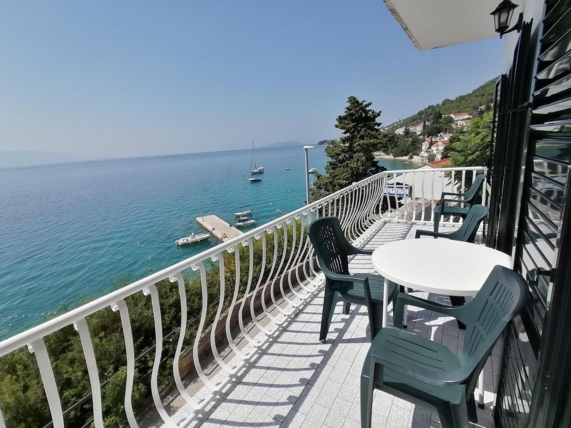 Apartments By The Sea Brist, Makarska - 505 波达卡 外观 照片